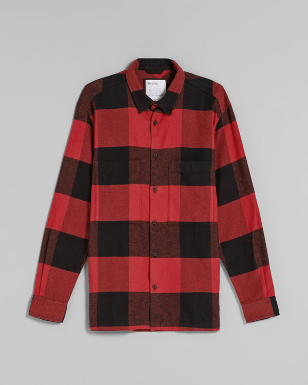 Plaid flannel overshirt with pockets